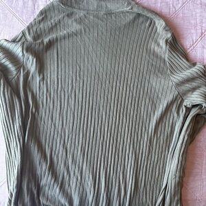 Liverpool Ribbed Knit Top in Taupe